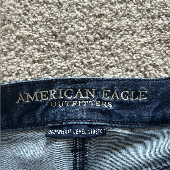 American Eagle Dark Blue Ripped Jeans - Picture 3 of 3
